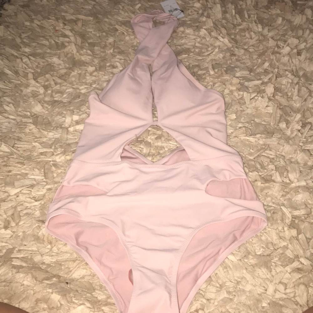 Size S brand new bathing suit from Fashion Nova